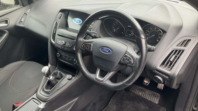 Ford Focus 1.0 EcoBoost 125 ST-Line 5dr Petrol Hatchback